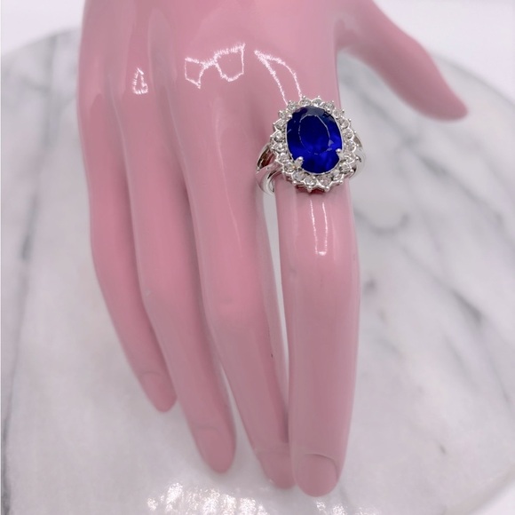 Princess Diana Inspired Blue Oval Sapphire &‎ Crystal Costume Jewelry Ring 8 - Picture 2 of 11